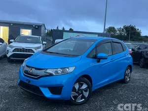 Honda Fit Hatchback, Petrol Hybrid, 2017, Blue