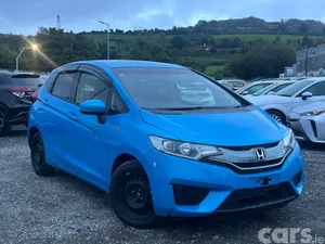 Honda Fit Hatchback, Petrol Hybrid, 2017, Blue