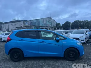 Honda Fit Hatchback, Petrol Hybrid, 2017, Blue