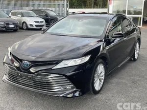 Toyota Camry Saloon, Petrol Hybrid, 2019, Black