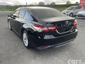 Toyota Camry Saloon, Petrol Hybrid, 2019, Black