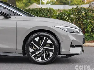 Volkswagen ID.7 Saloon, Electric, 2024, Grey