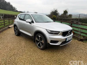 Volvo XC40 SUV, Diesel, 2018, Grey