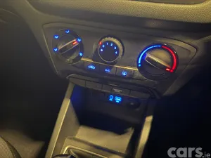 Hyundai i20 Hatchback, Petrol, 2019, Silver