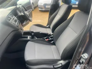 Hyundai i20 Hatchback, Petrol, 2017, Grey