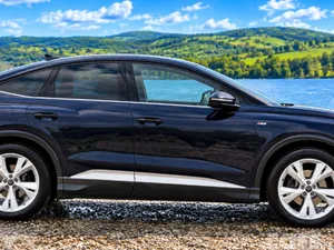 Audi Q4 e-tron SUV, Electric, 2023, Blue