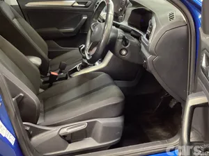 Volkswagen T-Roc SUV, Diesel, 2023, Blue