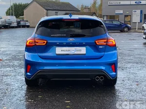 Ford Focus Hatchback, Petrol Hybrid, 2023, Blue