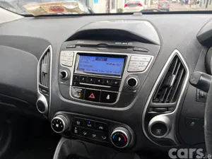 Peugeot 208 Hatchback, Petrol, 2014, Grey