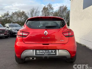 Renault Clio Hatchback, Diesel, 2016, Red