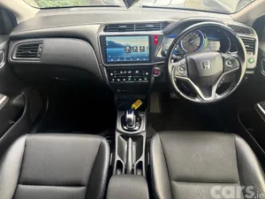 Honda Grace Saloon, Petrol Hybrid, 2016, White