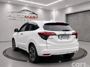 Honda Vezel Estate, Petrol Hybrid, 2019, White