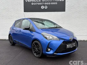 Toyota Yaris Hatchback, Petrol Hybrid, 2020, Blue