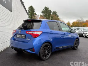 Toyota Yaris Hatchback, Petrol Hybrid, 2020, Blue
