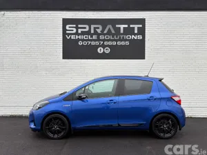 Toyota Yaris Hatchback, Petrol Hybrid, 2020, Blue