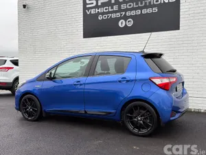 Toyota Yaris Hatchback, Petrol Hybrid, 2020, Blue