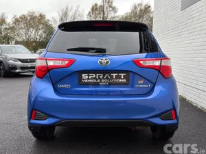 Toyota Yaris Hatchback, Petrol Hybrid, 2020, Blue