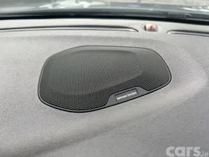 Volvo V40 Hatchback, Diesel, 2019, Blue