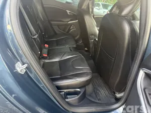 Volvo V40 Hatchback, Diesel, 2019, Blue