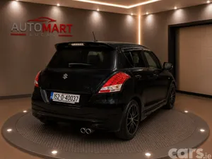 Suzuki Swift Hatchback, Petrol, 2015, Black