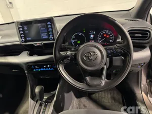 Toyota Yaris Hatchback, Petrol Hybrid, 2023, Grey