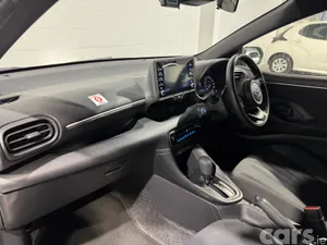 Toyota Yaris Hatchback, Petrol Hybrid, 2023, Grey