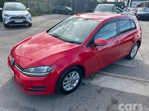 Volkswagen Golf Hatchback, Petrol, 2016, Red