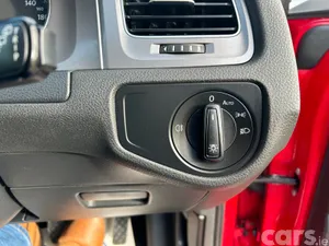 Volkswagen Golf Hatchback, Petrol, 2016, Red