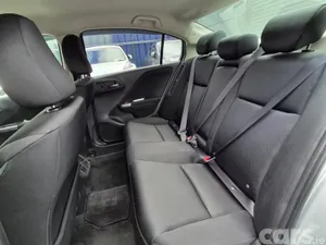 Honda Grace Saloon, Petrol, 2015, Silver