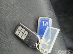 Honda Grace Saloon, Petrol, 2015, Silver