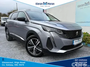 Peugeot 5008 MPV, Diesel, 2024, Grey