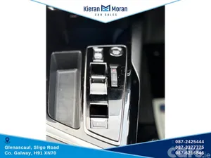 Peugeot 5008 MPV, Diesel, 2024, Grey