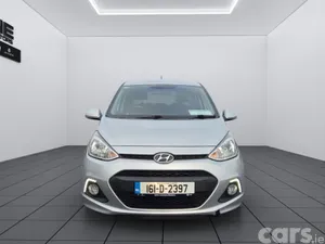 Hyundai i10 Hatchback, Diesel, 2016, Silver