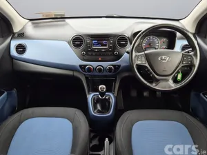 Hyundai i10 Hatchback, Diesel, 2016, Silver