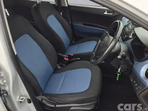 Hyundai i10 Hatchback, Diesel, 2016, Silver