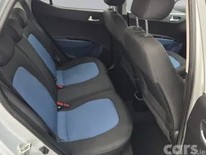 Hyundai i10 Hatchback, Diesel, 2016, Silver