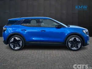Ford Explorer SUV, Electric, 2025, Blue