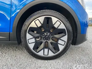 Ford Explorer SUV, Electric, 2025, Blue