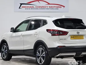 Nissan Qashqai SUV, Diesel, 2017, White