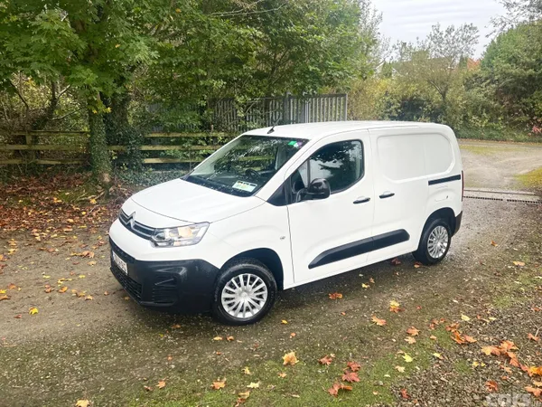 Citroen Berlingo MPV, Diesel, 2022, White