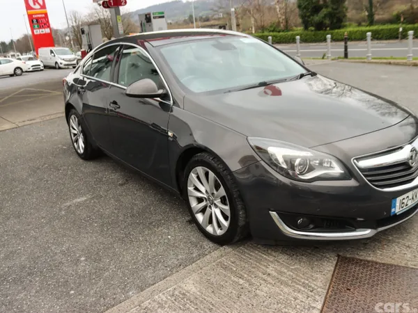 Vauxhall Insignia Hatchback, Diesel, 2016, Grey
