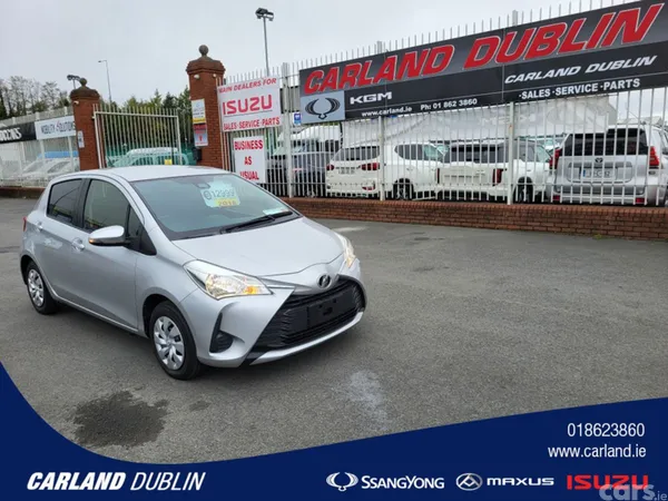 Toyota Vitz Hatchback, Petrol, 2018, Silver