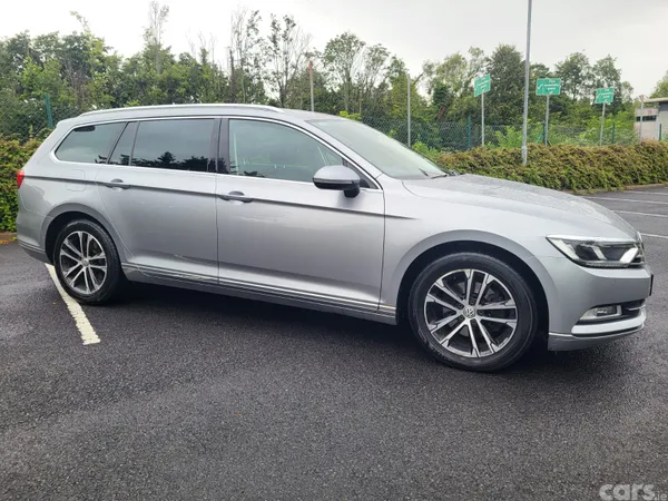 Volkswagen Passat Estate, Diesel, 2018, Grey