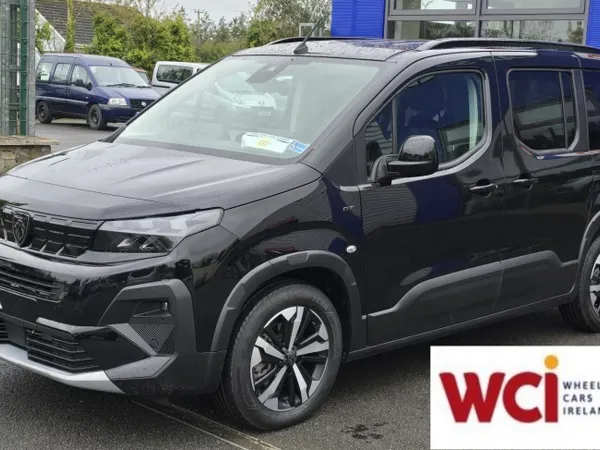Peugeot Rifter MPV, Diesel, 2026, Black