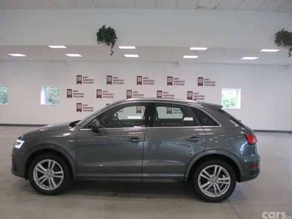 Audi Q3 SUV, Diesel, 2016, Grey