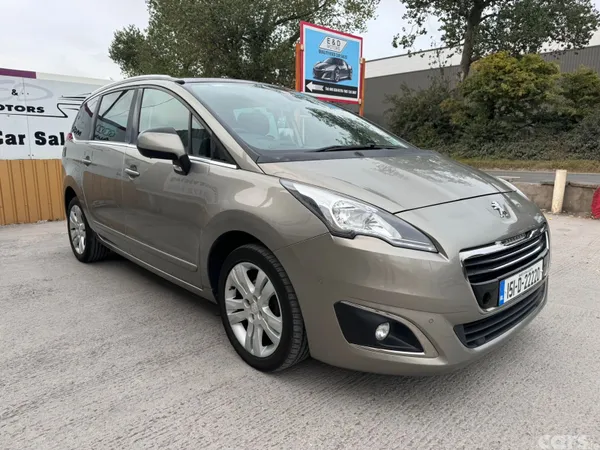 Peugeot 5008 MPV, Diesel, 2015, Grey
