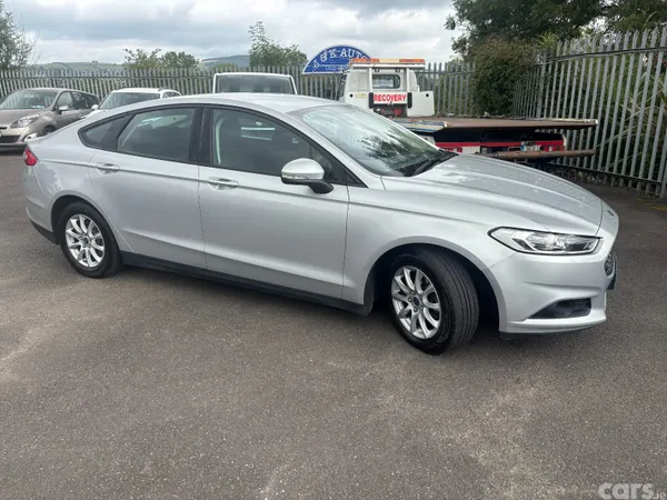 Ford Mondeo Hatchback, Diesel, 2015, Silver