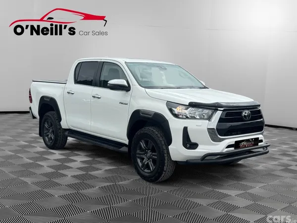 Toyota Hilux Pick Up, Diesel, 2022, White