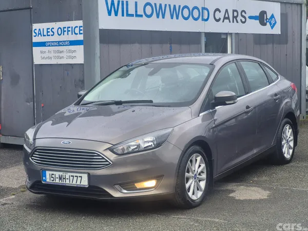Ford Focus Saloon, Diesel, 2015, Brown