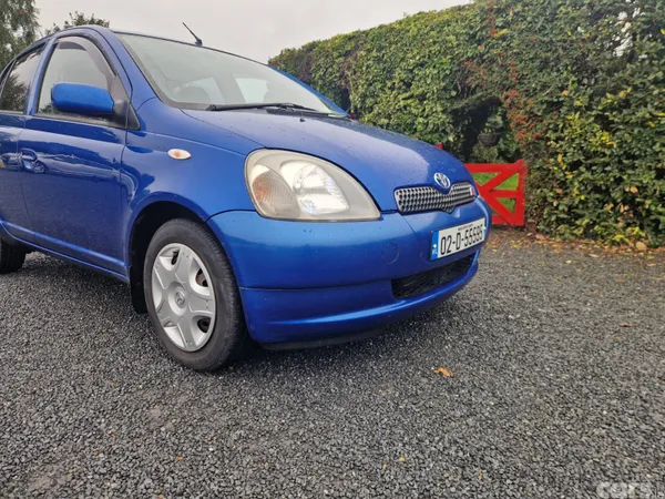 Toyota Yaris Hatchback, Petrol, 2002, Blue